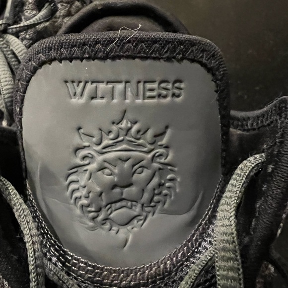 LeBron Witness 3 Nike Air Sneakers - Picture 4 of 12